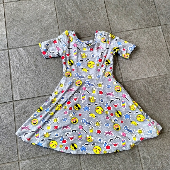 Emily West Girls Multicolored Reversible no size tag Emoji/Crazy Blue FlowyDress - Picture 2 of 11